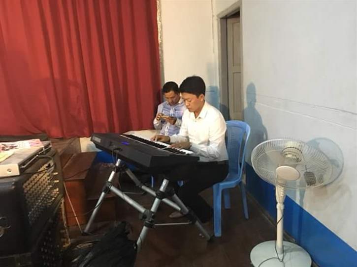 SEAM Foundation Praying Partners 75